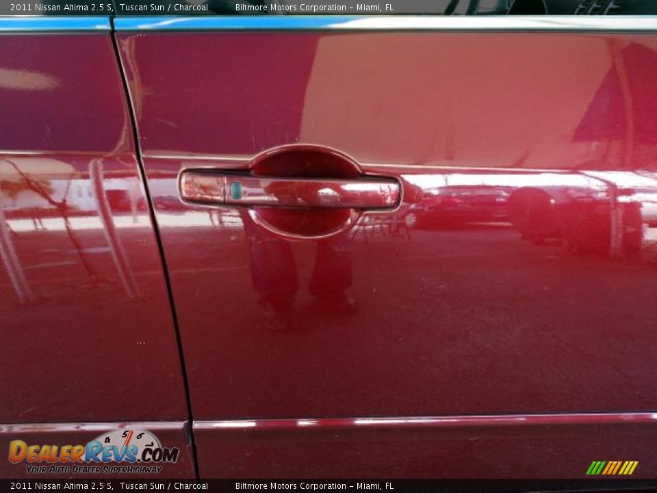 2011 Nissan Altima 2.5 S Tuscan Sun / Charcoal Photo #26