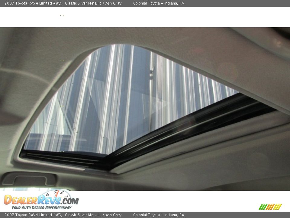 2007 Toyota RAV4 Limited 4WD Classic Silver Metallic / Ash Gray Photo #10