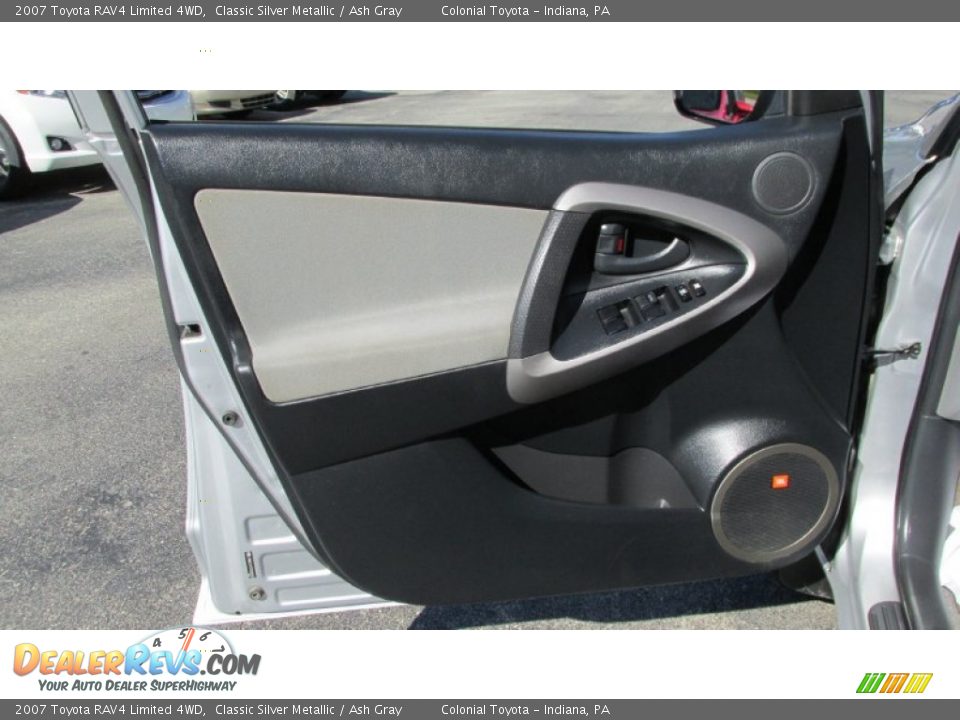 2007 Toyota RAV4 Limited 4WD Classic Silver Metallic / Ash Gray Photo #11