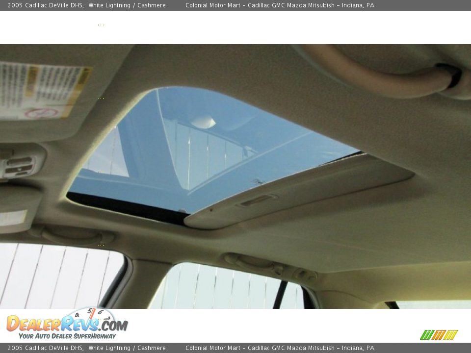 2005 Cadillac DeVille DHS White Lightning / Cashmere Photo #11