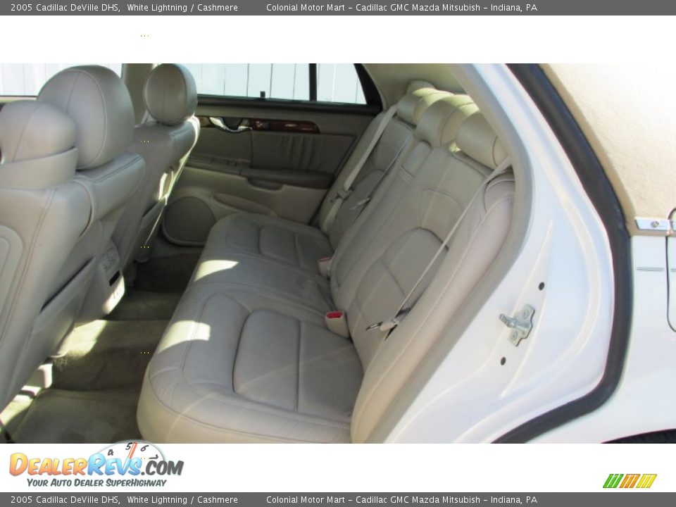 2005 Cadillac DeVille DHS White Lightning / Cashmere Photo #13