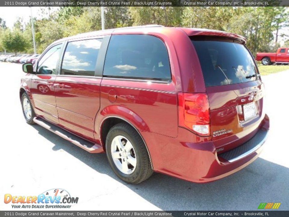 2011 Dodge Grand Caravan Mainstreet Deep Cherry Red Crystal Pearl / Black/Light Graystone Photo #3