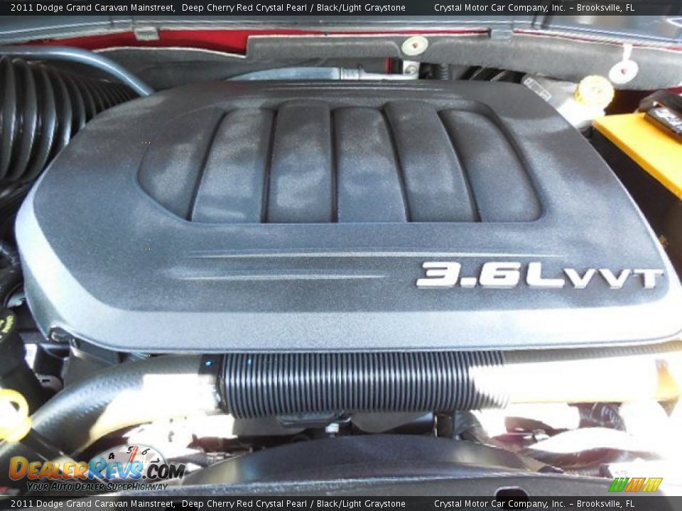 2011 Dodge Grand Caravan Mainstreet Deep Cherry Red Crystal Pearl / Black/Light Graystone Photo #18