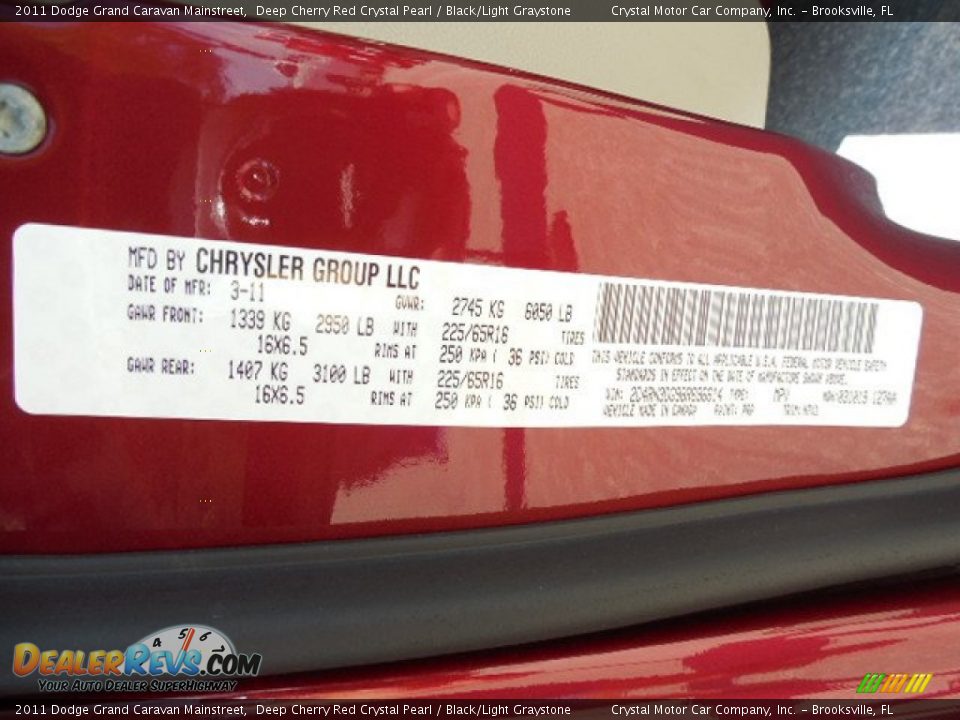 2011 Dodge Grand Caravan Mainstreet Deep Cherry Red Crystal Pearl / Black/Light Graystone Photo #24