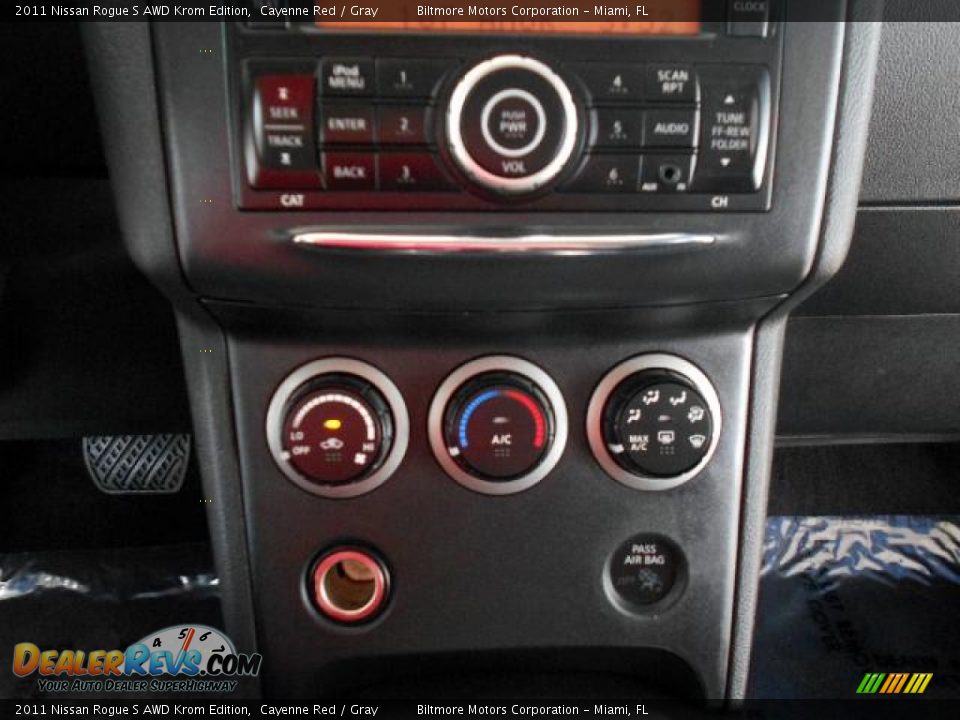 2011 Nissan Rogue S AWD Krom Edition Cayenne Red / Gray Photo #16
