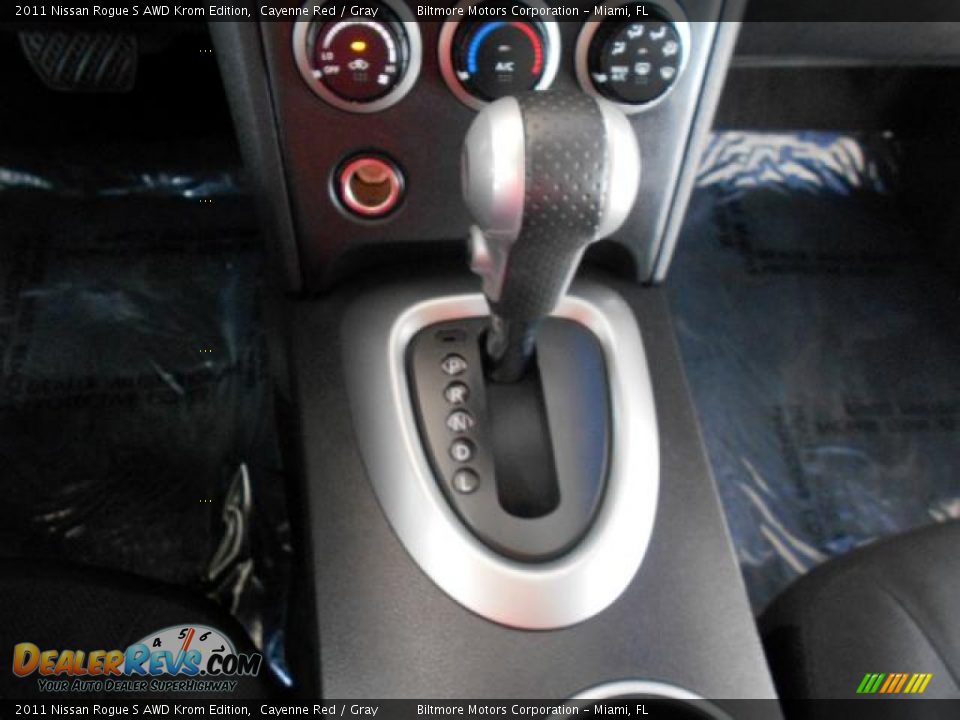 2011 Nissan Rogue S AWD Krom Edition Cayenne Red / Gray Photo #17