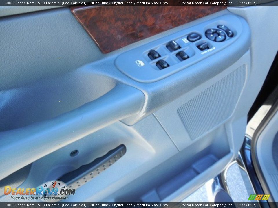 2008 Dodge Ram 1500 Laramie Quad Cab 4x4 Brilliant Black Crystal Pearl / Medium Slate Gray Photo #17