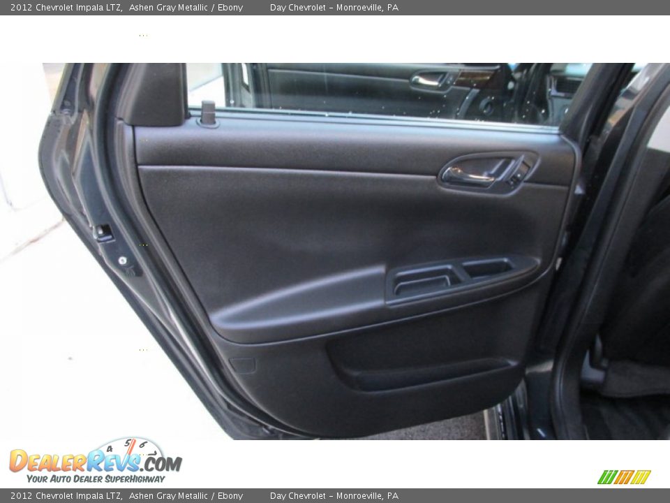 2012 Chevrolet Impala LTZ Ashen Gray Metallic / Ebony Photo #14