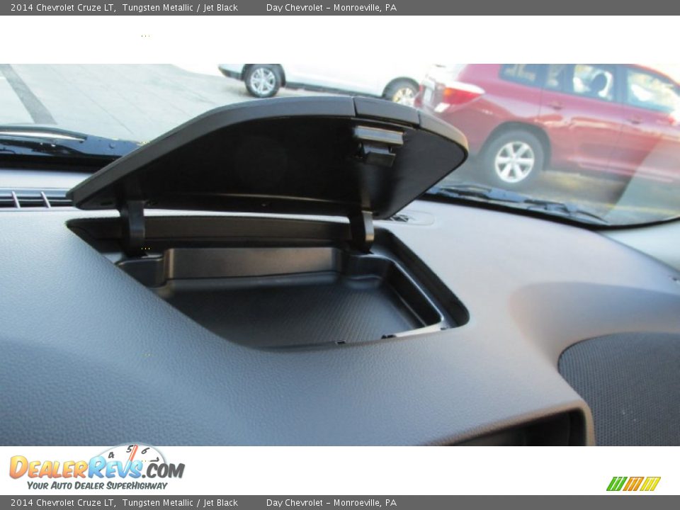 2014 Chevrolet Cruze LT Tungsten Metallic / Jet Black Photo #17