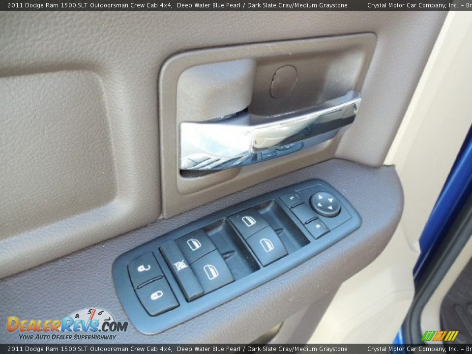 2011 Dodge Ram 1500 SLT Outdoorsman Crew Cab 4x4 Deep Water Blue Pearl / Dark Slate Gray/Medium Graystone Photo #17