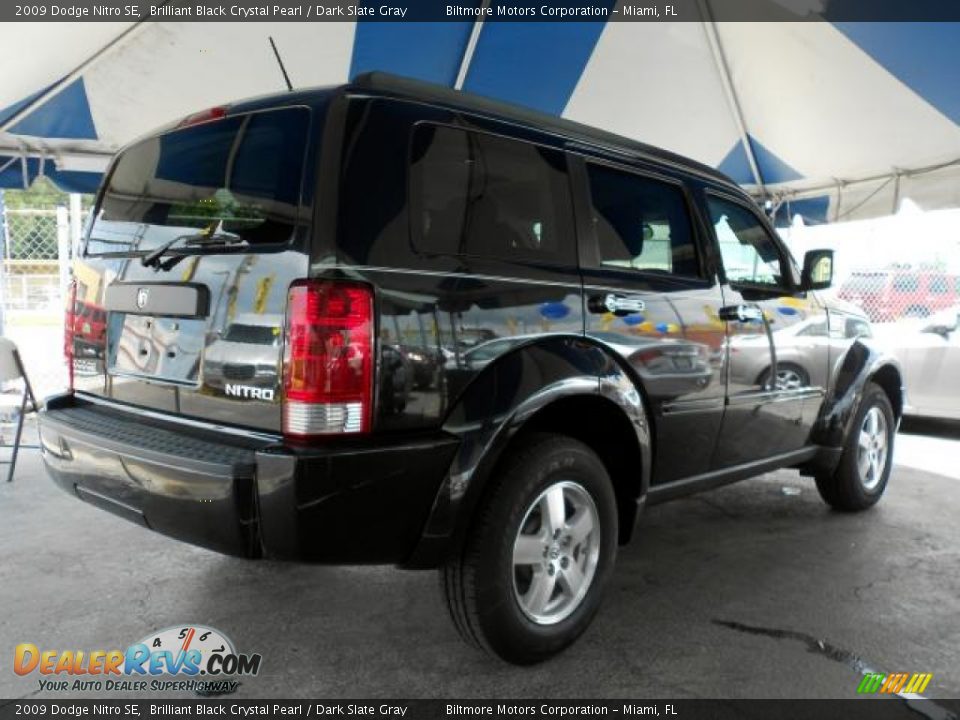 2009 Dodge Nitro SE Brilliant Black Crystal Pearl / Dark Slate Gray Photo #2