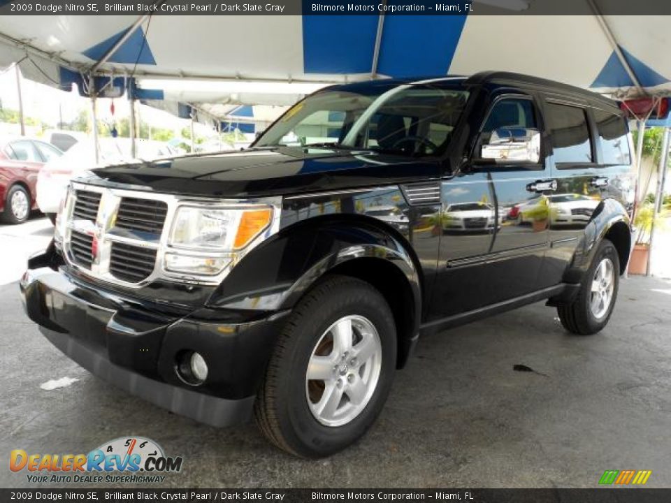 2009 Dodge Nitro SE Brilliant Black Crystal Pearl / Dark Slate Gray Photo #3