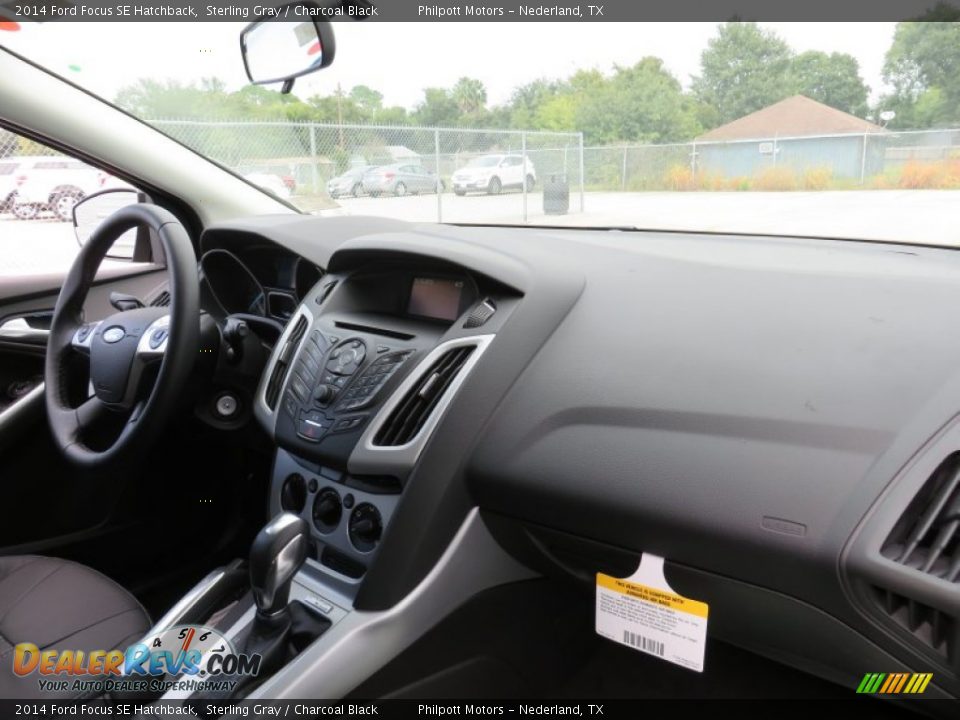 2014 Ford Focus SE Hatchback Sterling Gray / Charcoal Black Photo #19