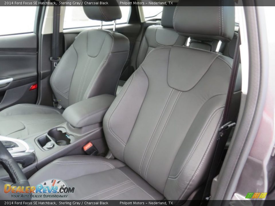 Front Seat of 2014 Ford Focus SE Hatchback Photo #27