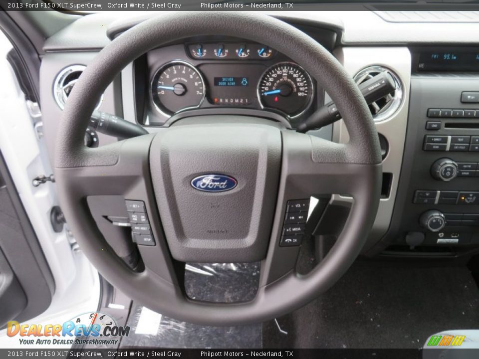 2013 Ford F150 XLT SuperCrew Oxford White / Steel Gray Photo #35