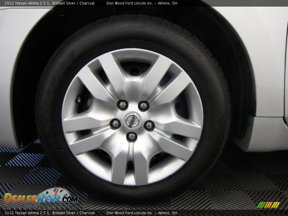 2012 Nissan Altima 2.5 S Brilliant Silver / Charcoal Photo #23