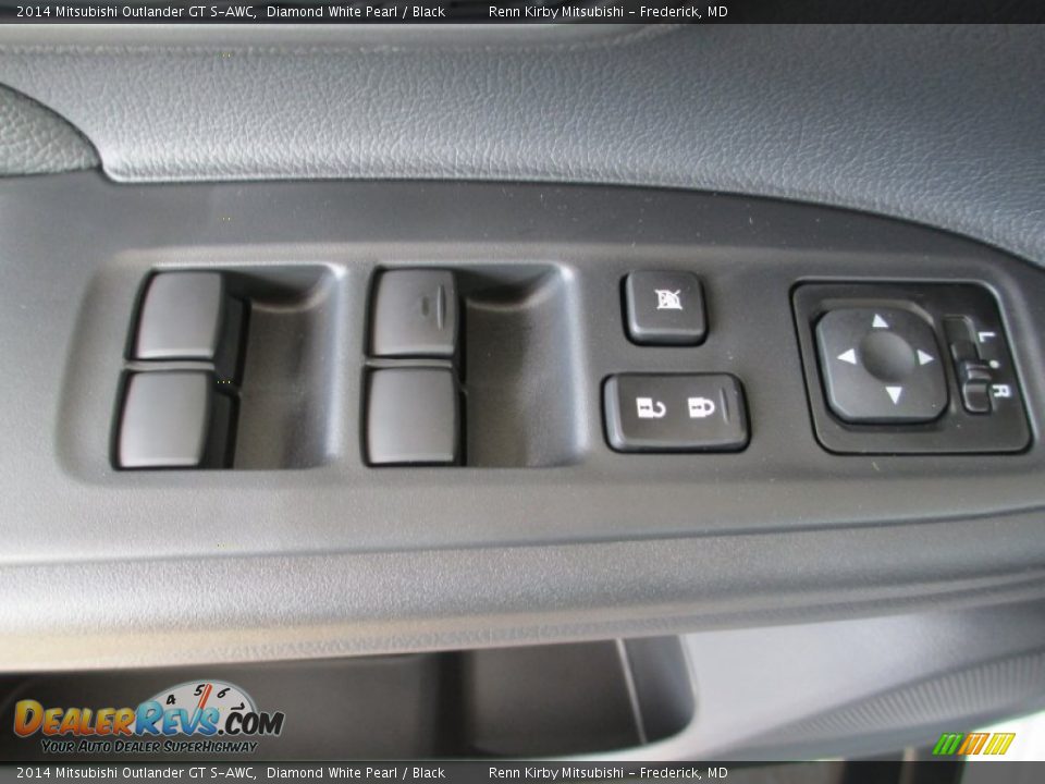 2014 Mitsubishi Outlander GT S-AWC Diamond White Pearl / Black Photo #11
