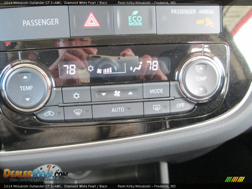 2014 Mitsubishi Outlander GT S-AWC Diamond White Pearl / Black Photo #28
