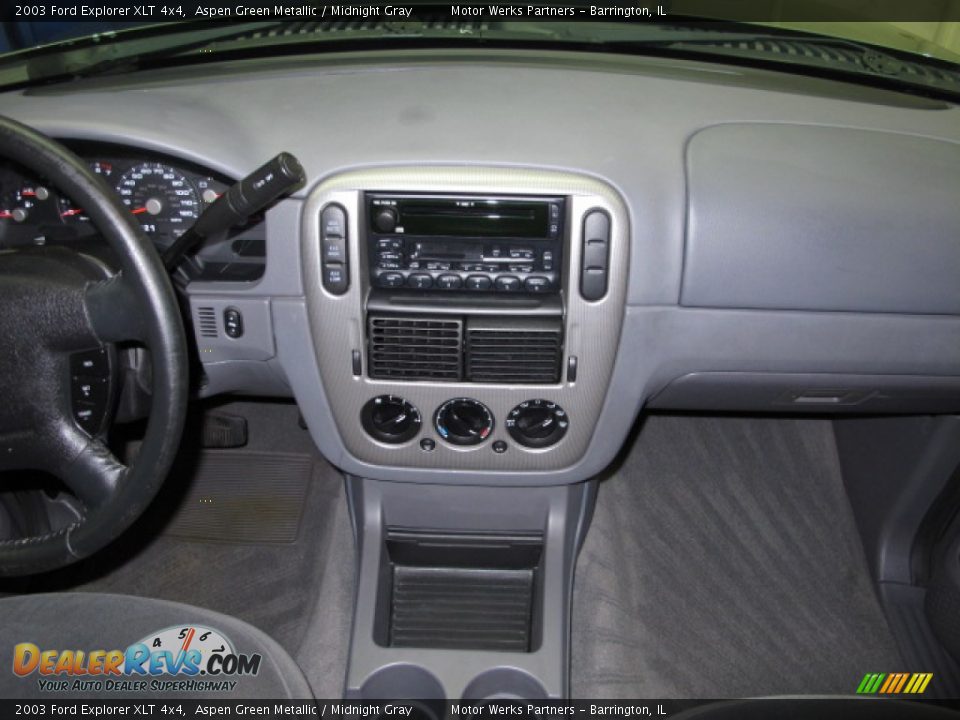 2003 Ford Explorer XLT 4x4 Aspen Green Metallic / Midnight Gray Photo #19