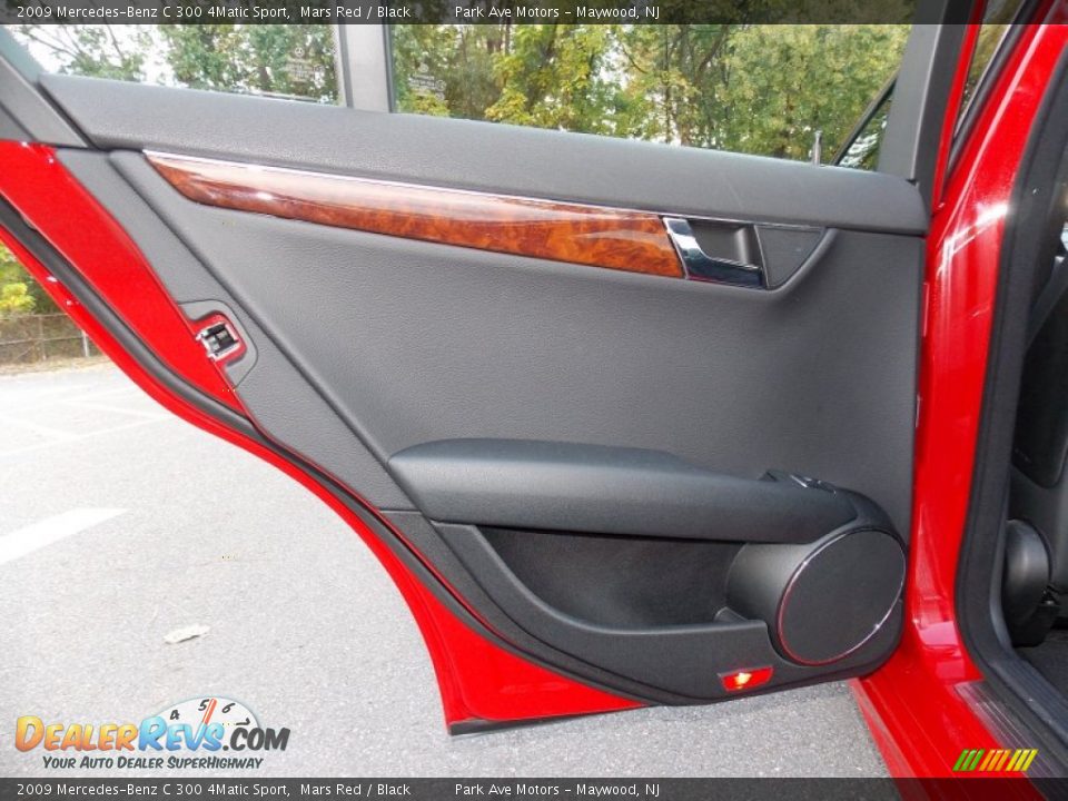Door Panel of 2009 Mercedes-Benz C 300 4Matic Sport Photo #16