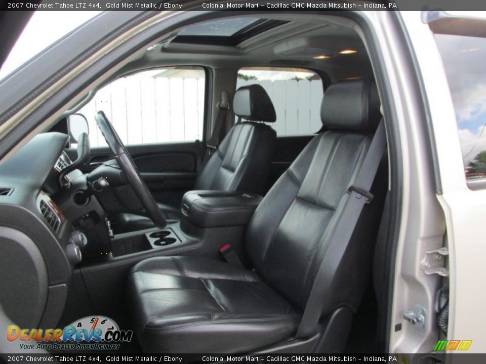2007 Chevrolet Tahoe LTZ 4x4 Gold Mist Metallic / Ebony Photo #12
