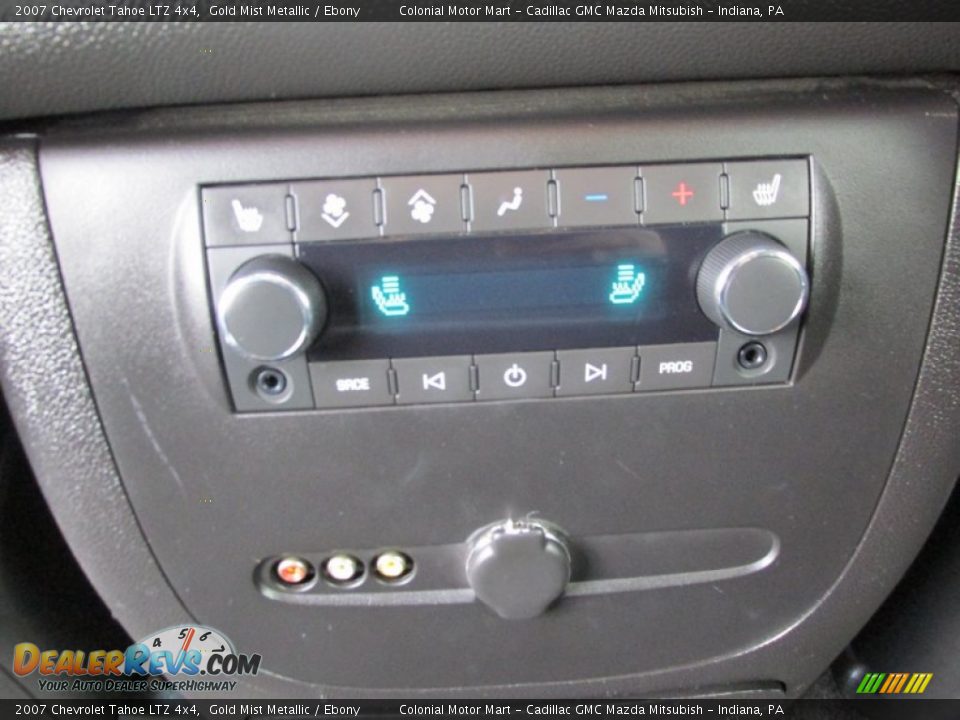 2007 Chevrolet Tahoe LTZ 4x4 Gold Mist Metallic / Ebony Photo #18