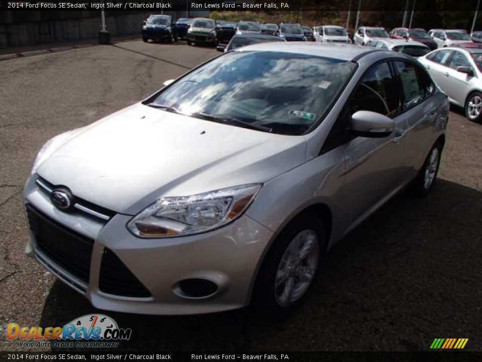 2014 Ford Focus SE Sedan Ingot Silver / Charcoal Black Photo #4