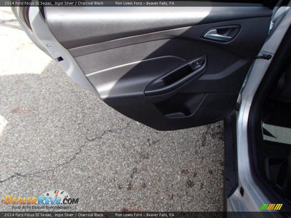 2014 Ford Focus SE Sedan Ingot Silver / Charcoal Black Photo #13