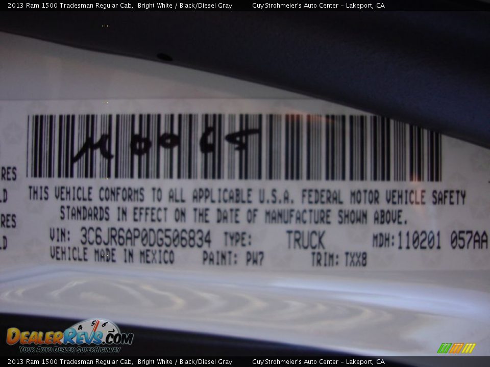 2013 Ram 1500 Tradesman Regular Cab Bright White / Black/Diesel Gray Photo #25