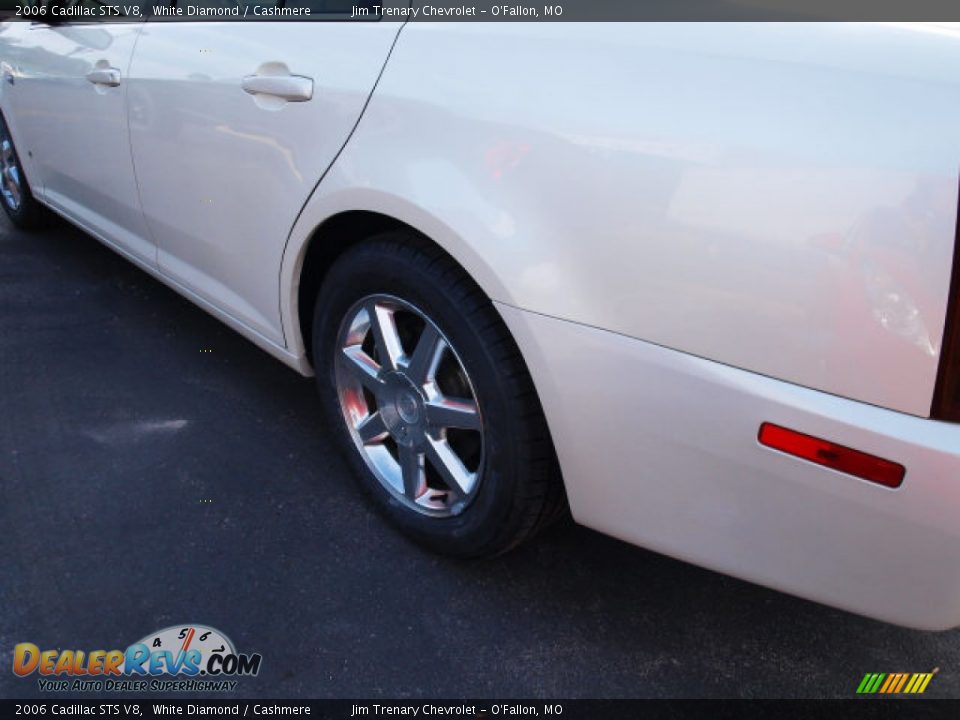 2006 Cadillac STS V8 White Diamond / Cashmere Photo #4