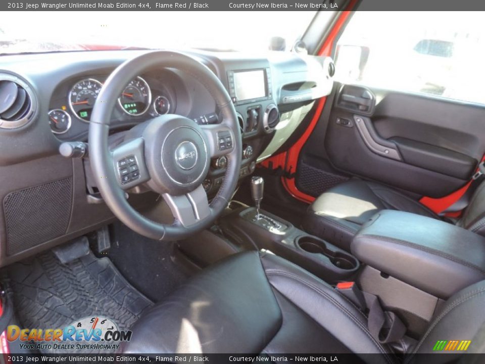 2013 Jeep Wrangler Unlimited Moab Edition 4x4 Flame Red / Black Photo #11
