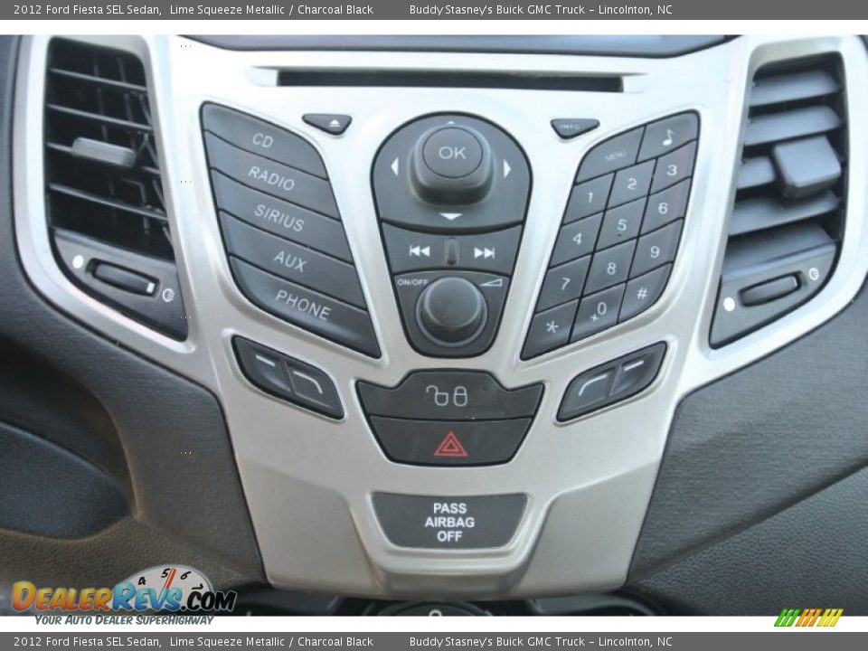 2012 Ford Fiesta SEL Sedan Lime Squeeze Metallic / Charcoal Black Photo #15