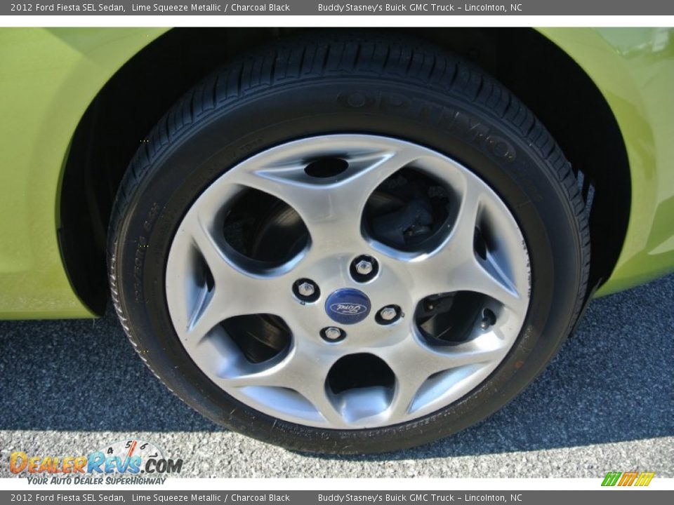 2012 Ford Fiesta SEL Sedan Lime Squeeze Metallic / Charcoal Black Photo #24