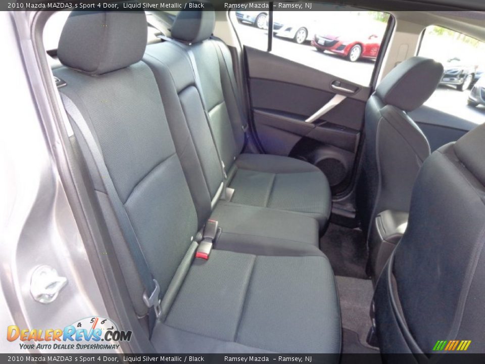 2010 Mazda MAZDA3 s Sport 4 Door Liquid Silver Metallic / Black Photo #16