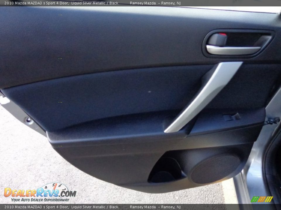 2010 Mazda MAZDA3 s Sport 4 Door Liquid Silver Metallic / Black Photo #18