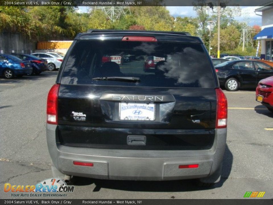 2004 Saturn VUE V6 Black Onyx / Gray Photo #5