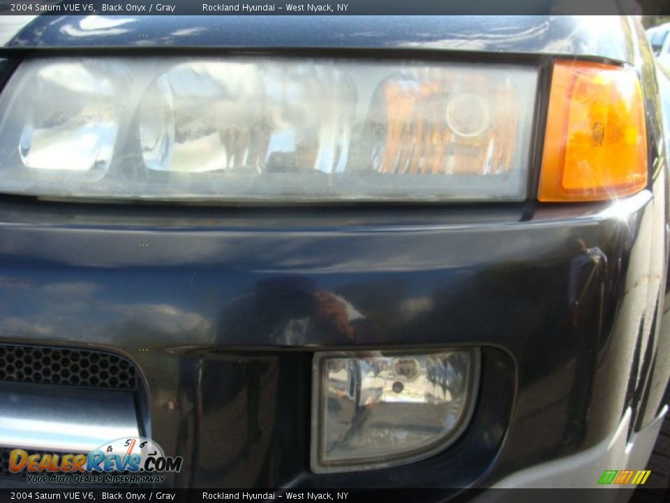 2004 Saturn VUE V6 Black Onyx / Gray Photo #27