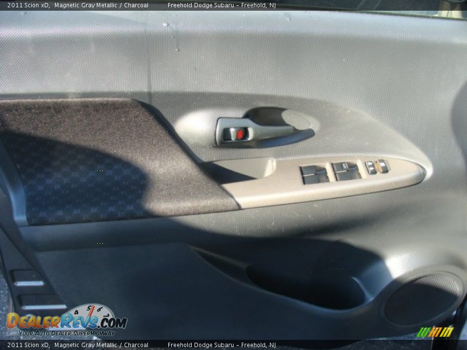 2011 Scion xD Magnetic Gray Metallic / Charcoal Photo #8