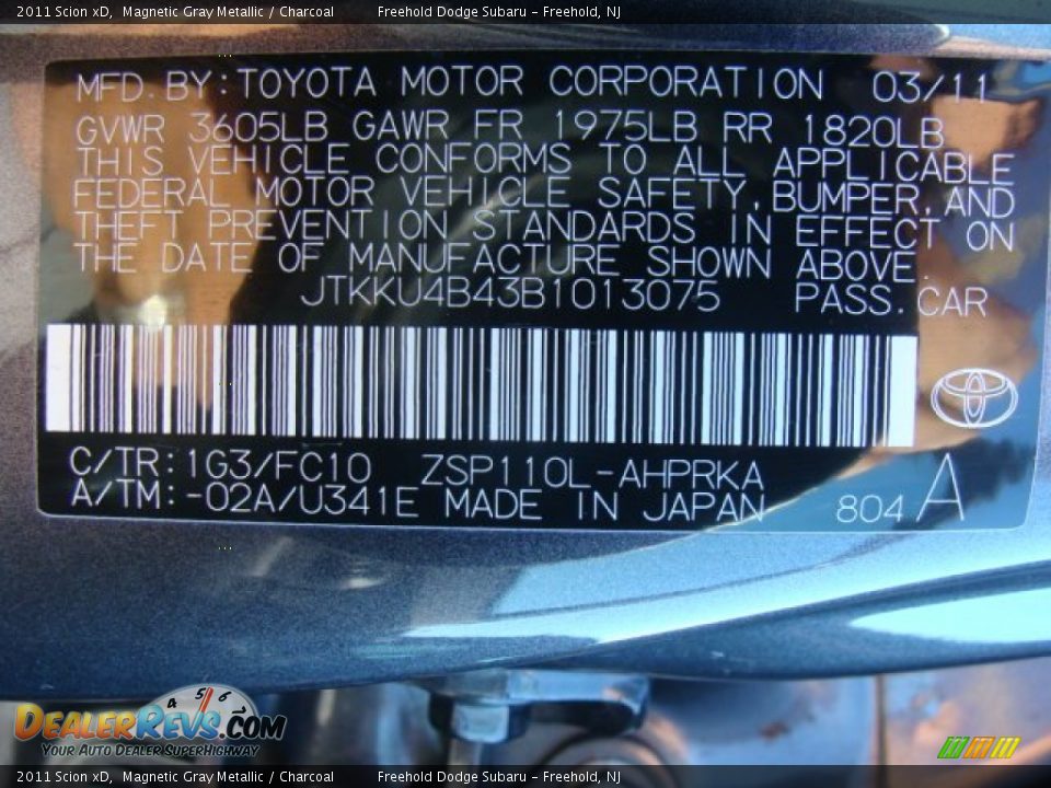 2011 Scion xD Magnetic Gray Metallic / Charcoal Photo #15