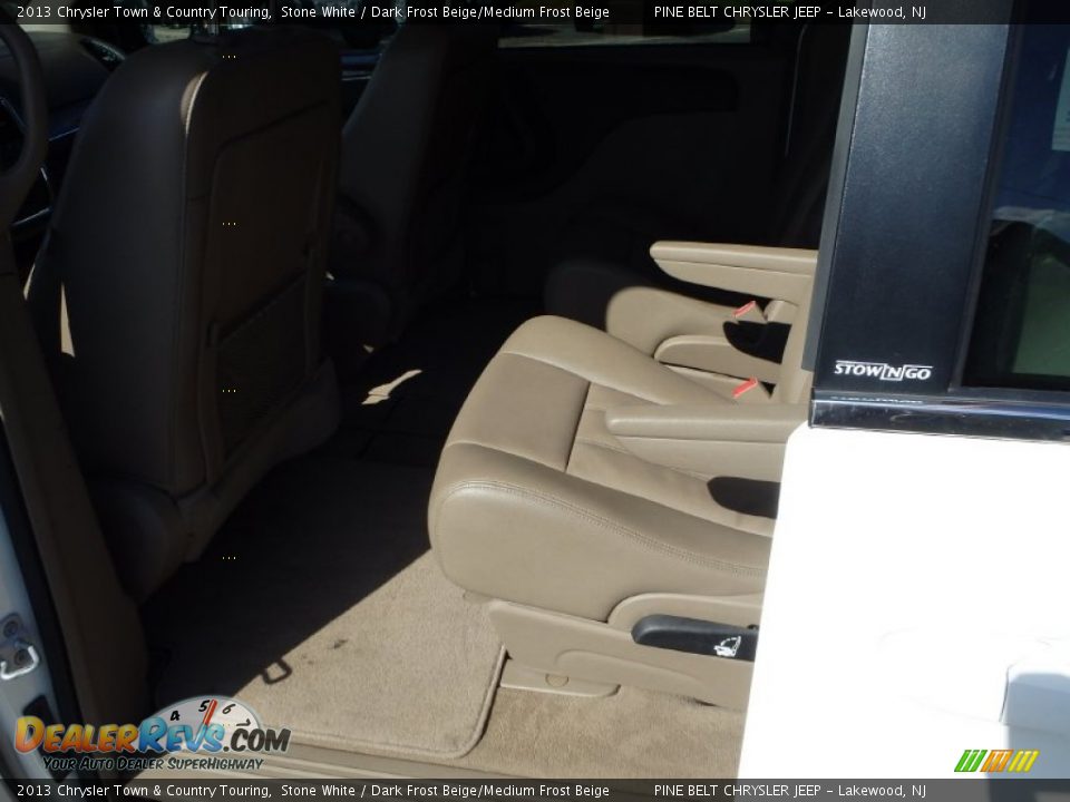 2013 Chrysler Town & Country Touring Stone White / Dark Frost Beige/Medium Frost Beige Photo #12