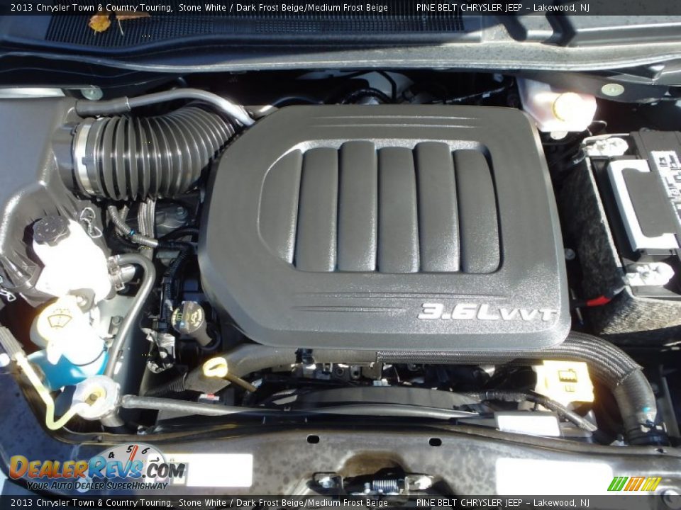 2013 Chrysler Town & Country Touring Stone White / Dark Frost Beige/Medium Frost Beige Photo #21