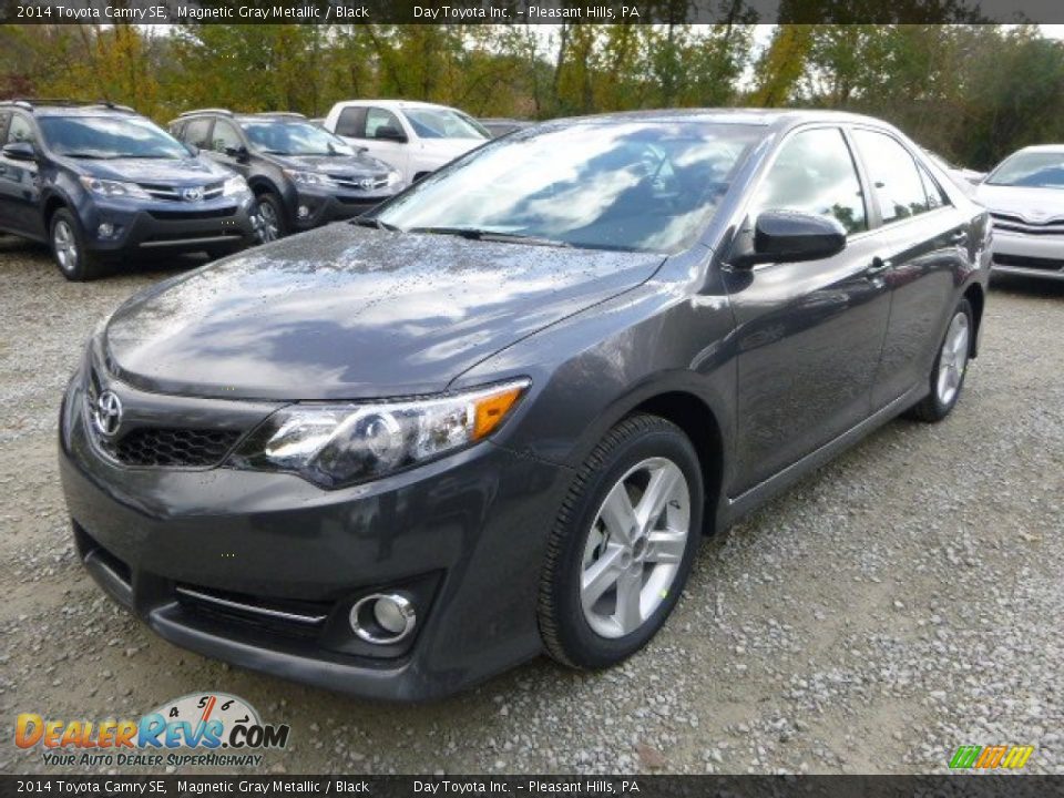 2014 Toyota Camry SE Magnetic Gray Metallic / Black Photo #7
