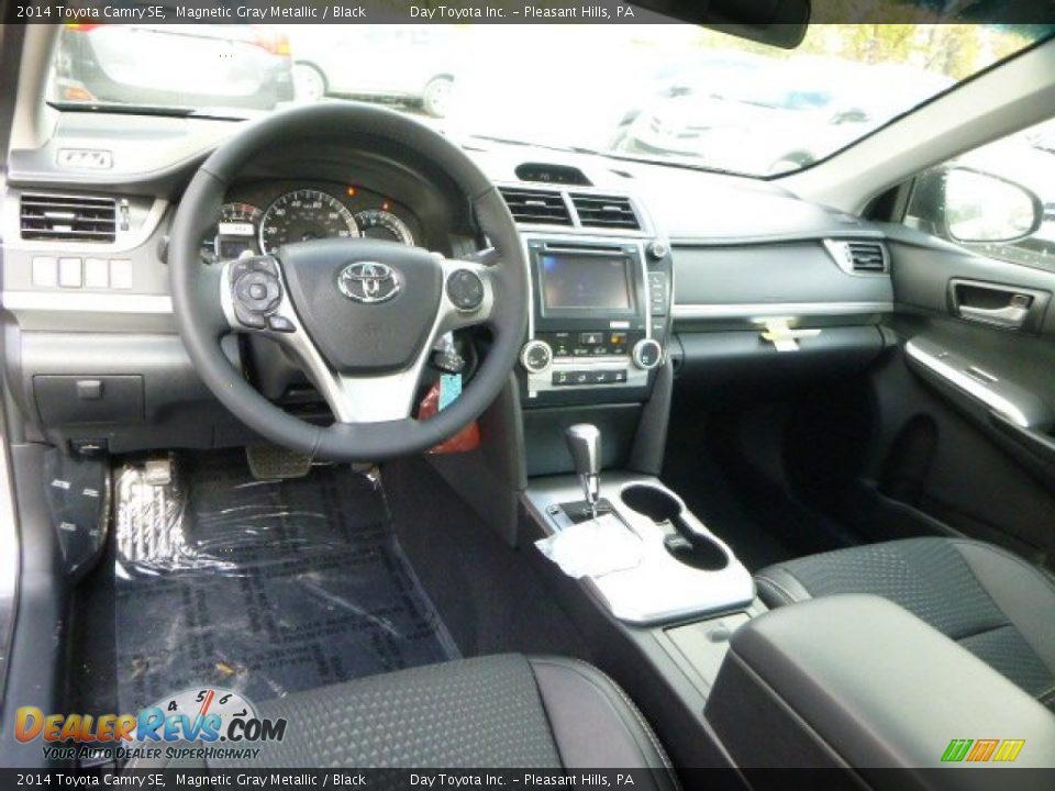 2014 Toyota Camry SE Magnetic Gray Metallic / Black Photo #12