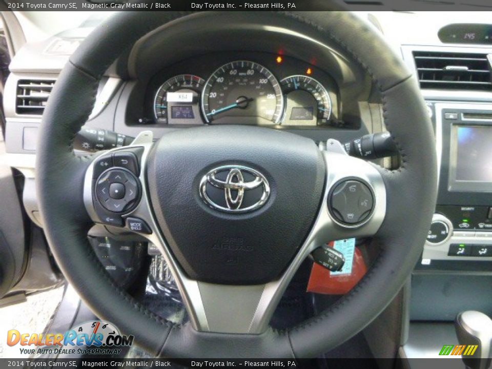 2014 Toyota Camry SE Magnetic Gray Metallic / Black Photo #17