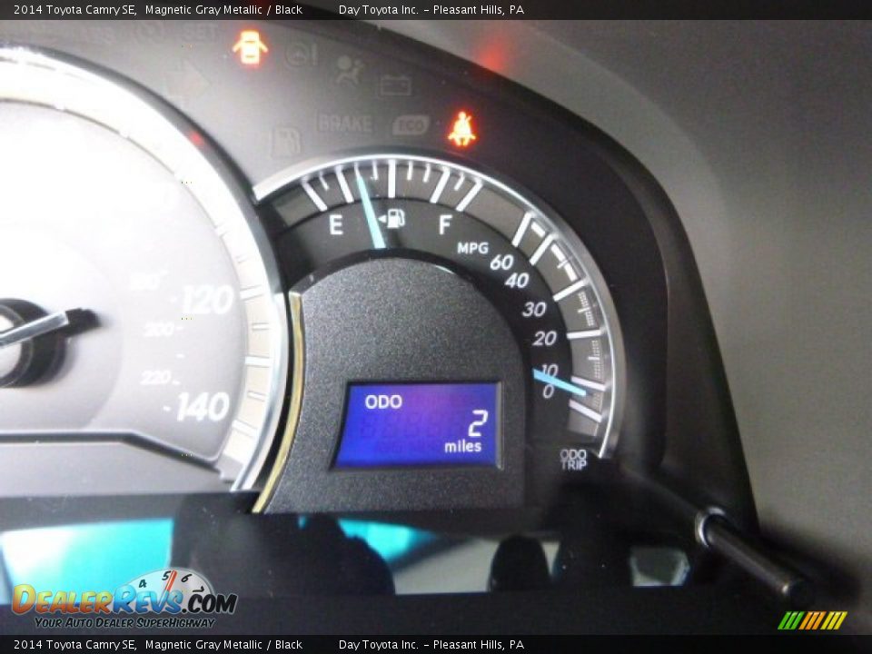 2014 Toyota Camry SE Magnetic Gray Metallic / Black Photo #19