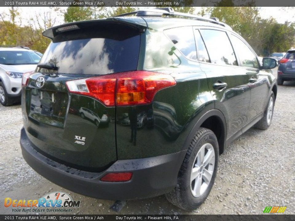 2013 Toyota RAV4 XLE AWD Spruce Green Mica / Ash Photo #3