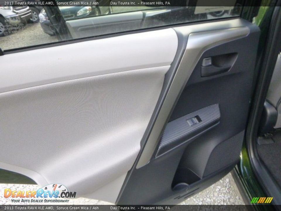 2013 Toyota RAV4 XLE AWD Spruce Green Mica / Ash Photo #13