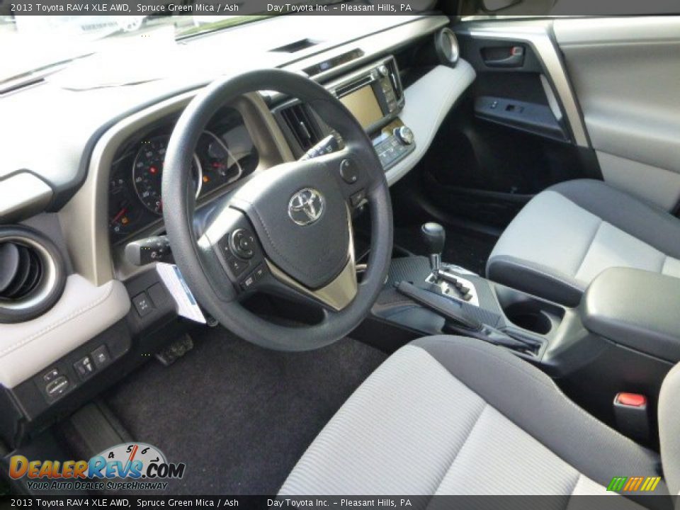 2013 Toyota RAV4 XLE AWD Spruce Green Mica / Ash Photo #16