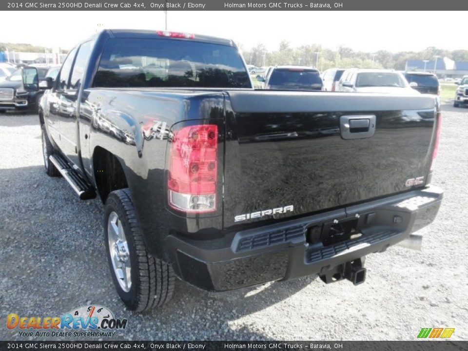 2014 GMC Sierra 2500HD Denali Crew Cab 4x4 Onyx Black / Ebony Photo #25