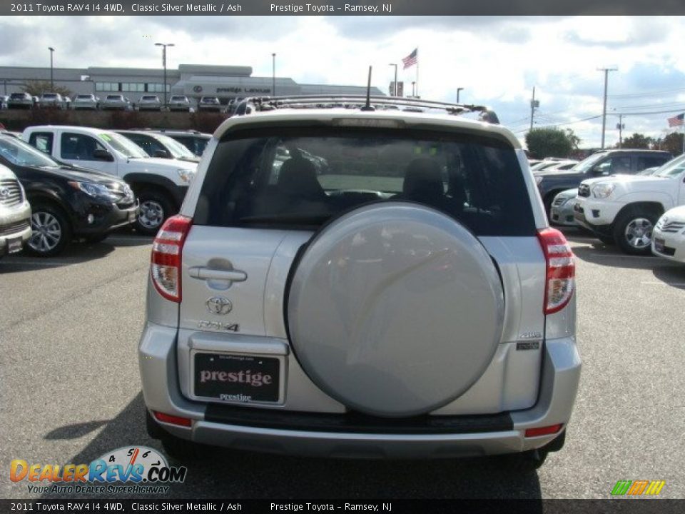 2011 Toyota RAV4 I4 4WD Classic Silver Metallic / Ash Photo #5